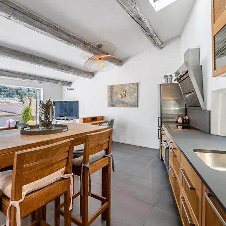 Lägenhet Le Duplex Tropezienne Par Dodo-a-cassis