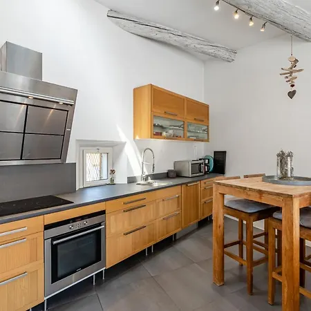 Lägenhet Le Duplex Tropezienne Par Dodo-a-cassis *