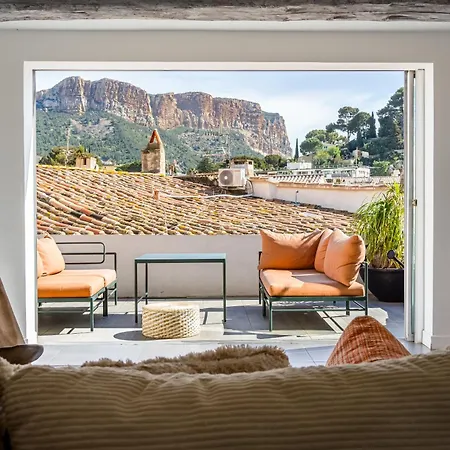 Le Duplex Tropezienne Par Dodo-a-cassis * Cassis