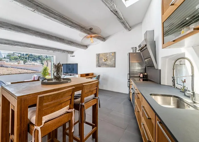 Apartment Le Duplex Tropezienne Par Dodo-a-cassis